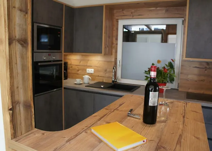 Haus Adlerhorst * 노이스티프트임스튀바이탈